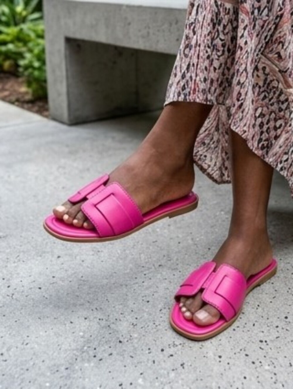 Fuchsia Pink Slides